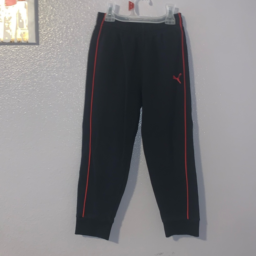 Puma black casual sporty lounging athletic sweatpants